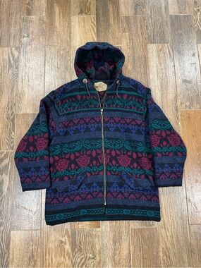Vintage Woolrich Hooded Zip up floral Aztec blanket jacket